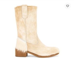 Julia Fur Gaucho Boot in Beige Shades
